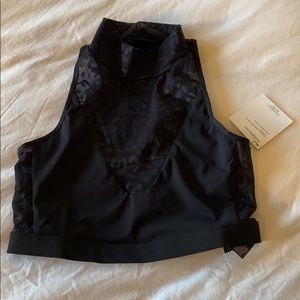 NWT VICTORIA’S SECRET BRA CROP TOP